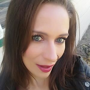 Meet your Posher, Kat